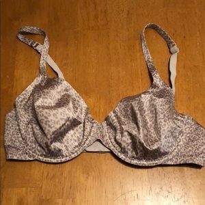 Victoria’s Secret BIOFIT full coverage bra 36C EUC